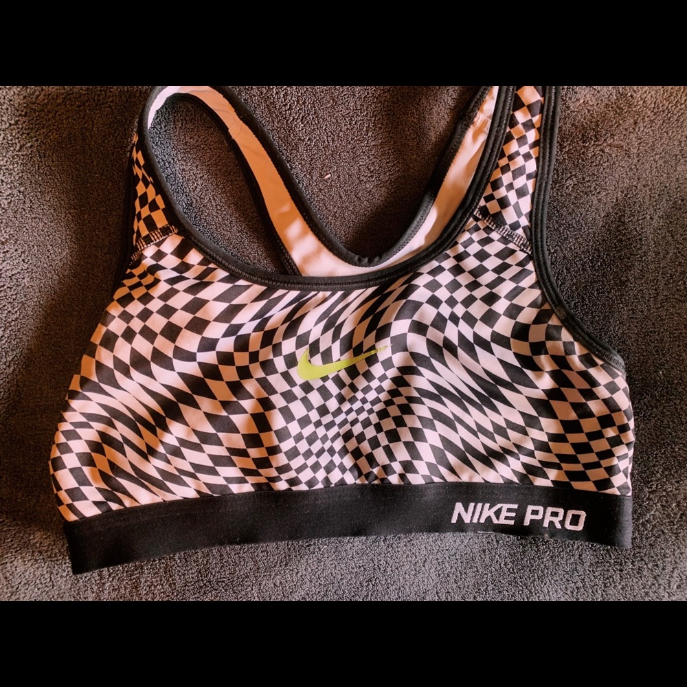 Nike White and Black Sports Bra Size Small